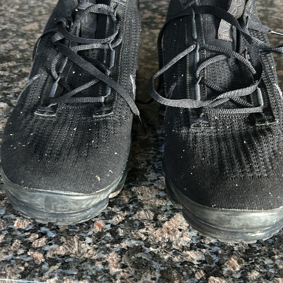 NIKE VAPORMAX - Picture 3 of 6